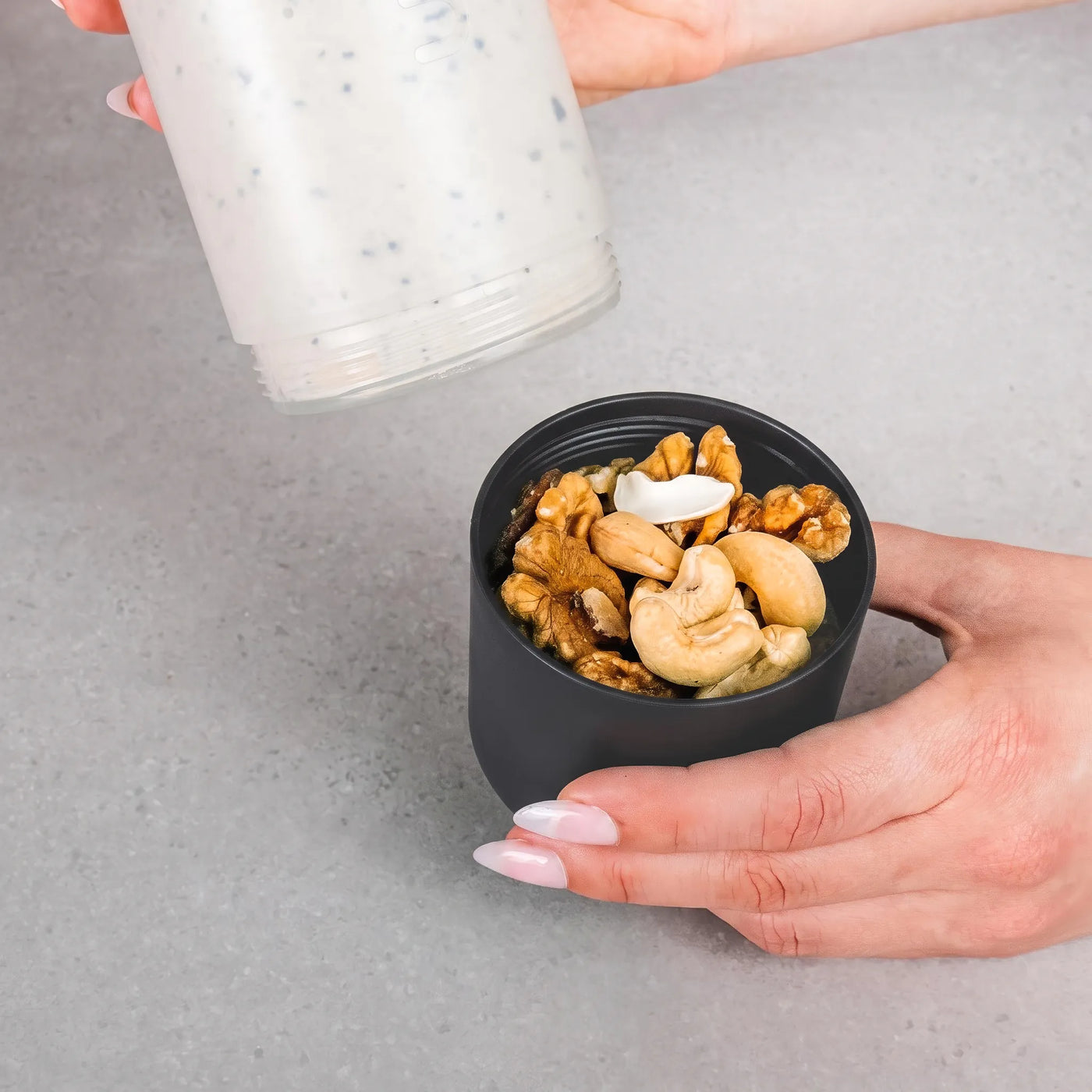 UNDA - Flasche, Becher & Snackbox in einem